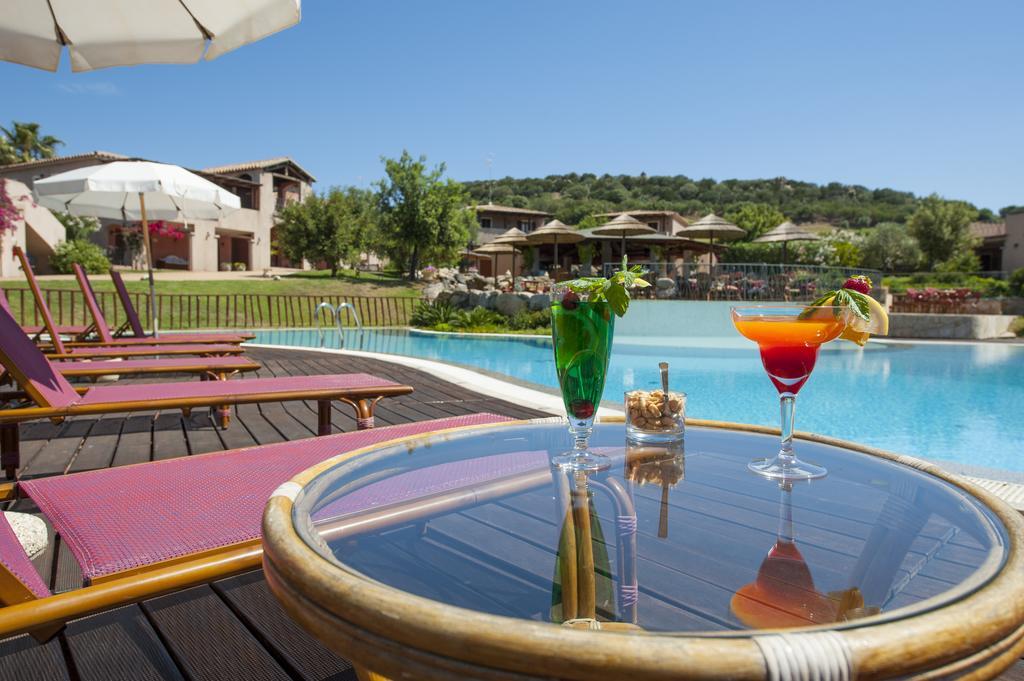 S'Incantu Resort Villasimius Buitenkant foto