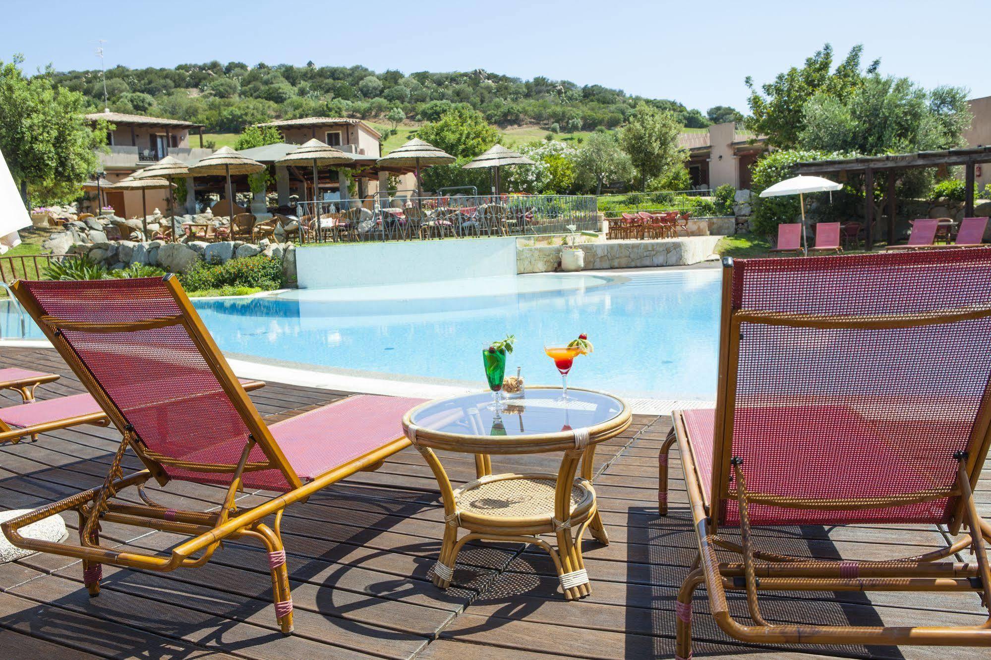S'Incantu Resort Villasimius Buitenkant foto