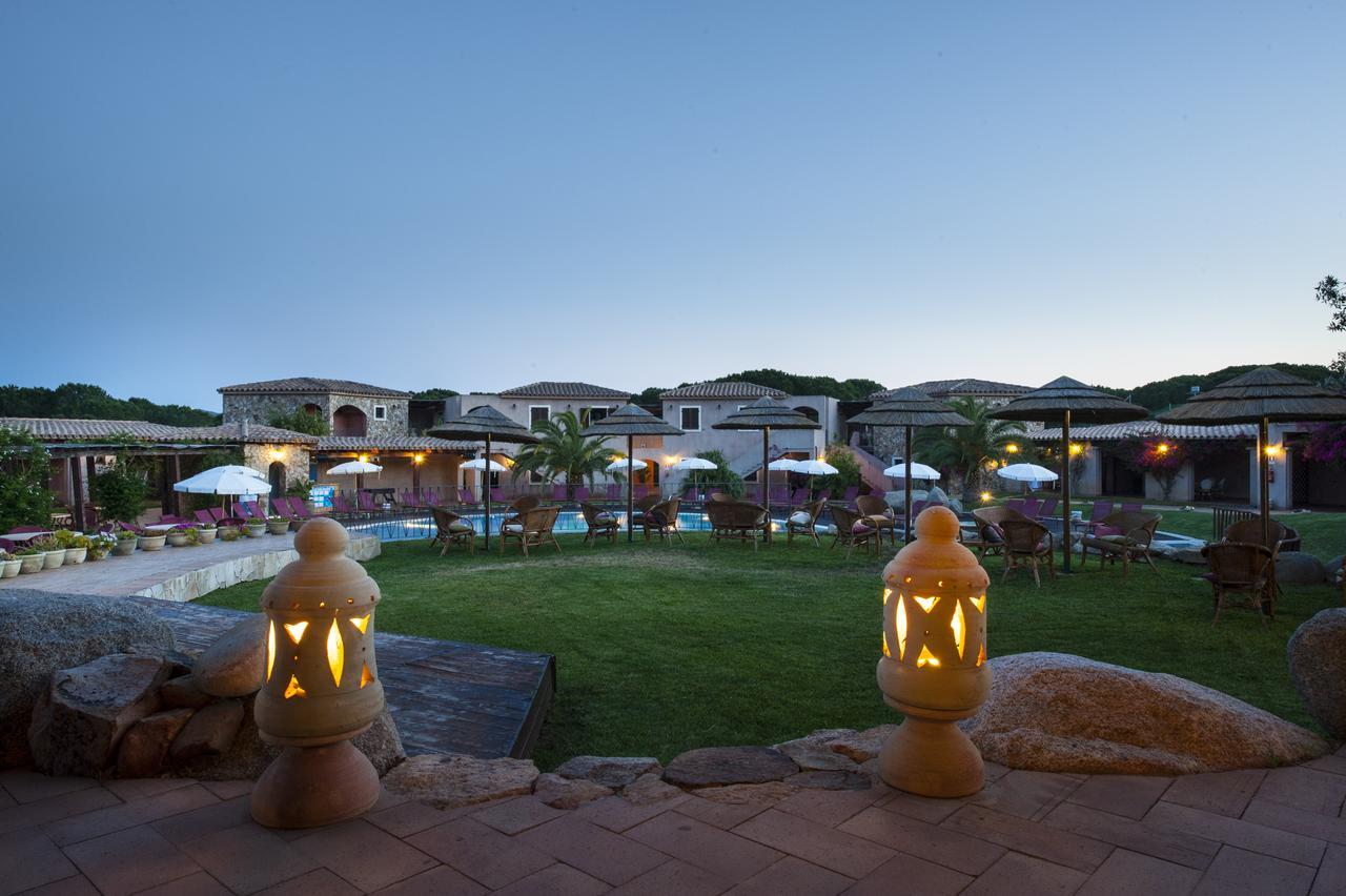 S'Incantu Resort Villasimius Buitenkant foto